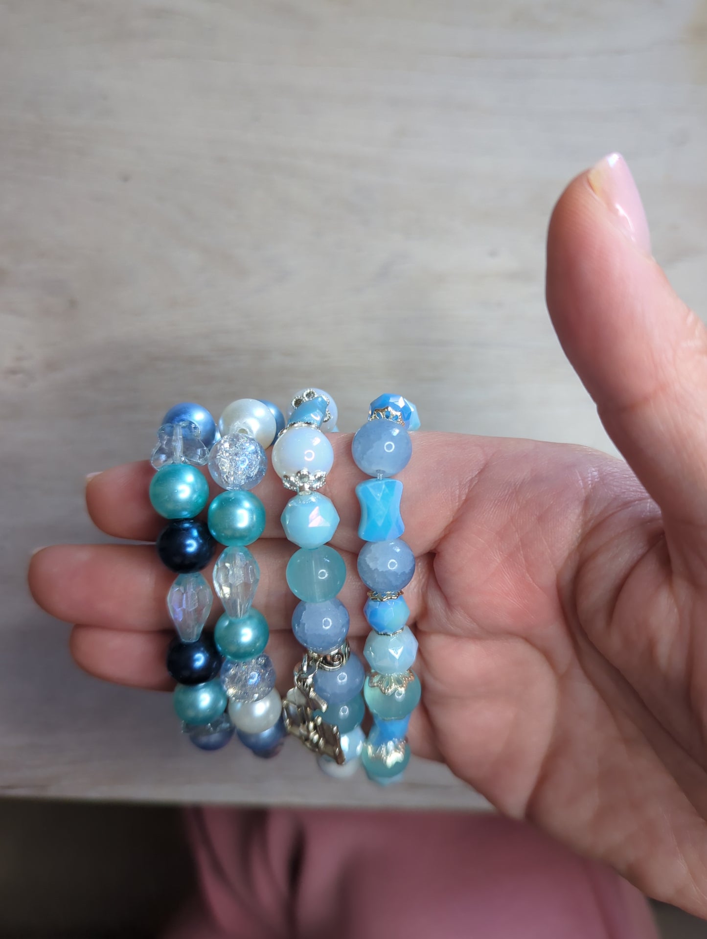 Glass Bead Bracelet Blue & White - 10mm