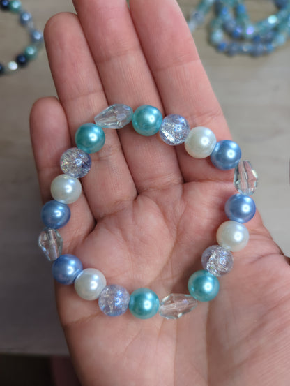 Glass Bead Bracelet Blue & White - 10mm