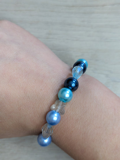 Glass Bead Bracelet Blue & White - 10mm