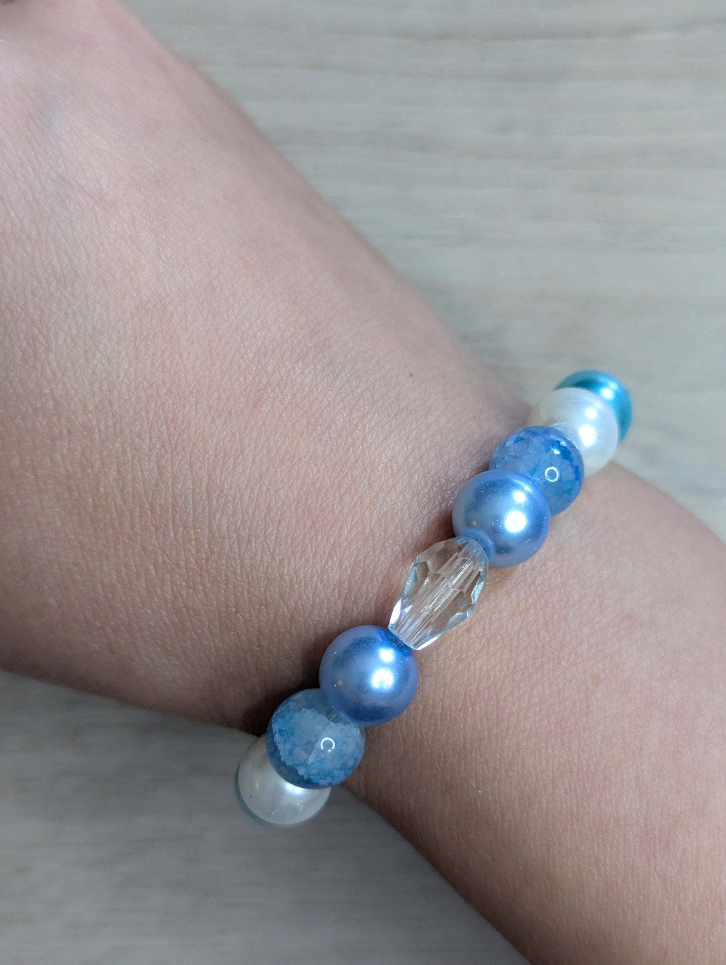 Glass Bead Bracelet Blue & White - 10mm