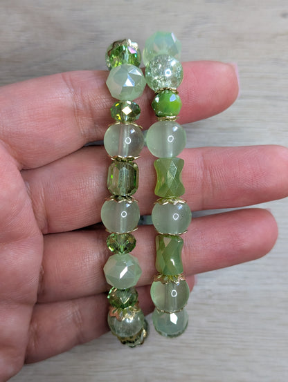 Feeling Green Glass Bead Bracelet - 10mm