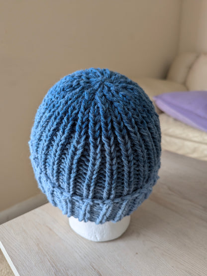 Chunky Knit Beanie - Blue Ombre